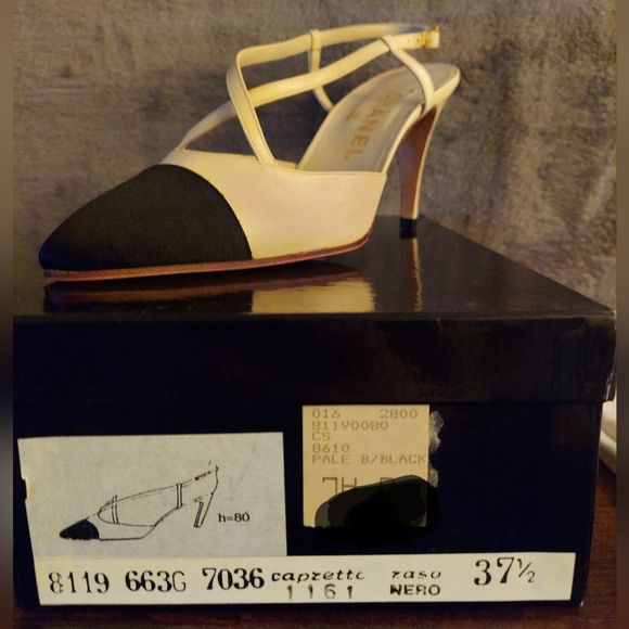 NBW, Chanel Heels ๐ค๐ค 100% Authentic, Luxury - Picture 5 of 9